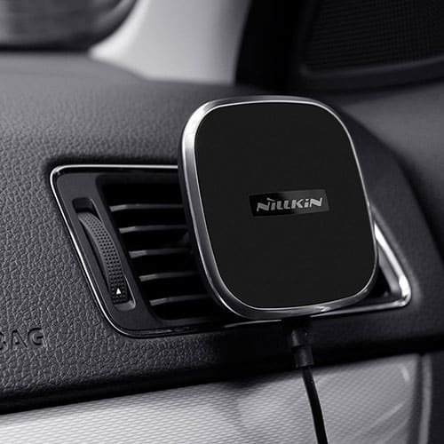 Nilkin iPhone 8, 8 Plus and iPhone X Car Charger