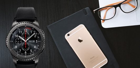 Best Smartwatch for iPhone X, iPhone 8, 8 Plus, iPhone 7, 7 Plus, 6, 6s Plus, 5, 5s, and iPhone SE