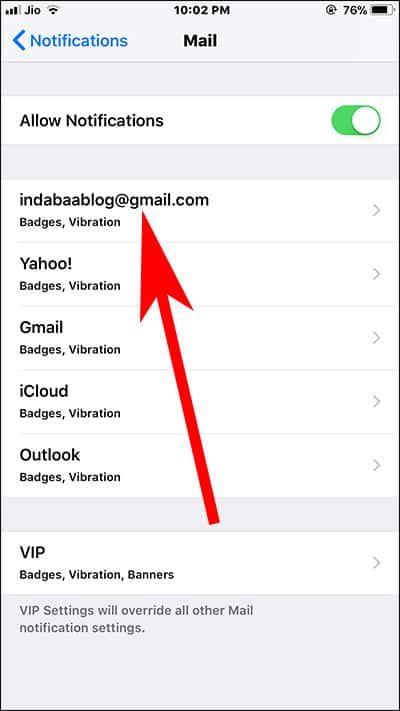 Choose Mail ID to hide red notification badge