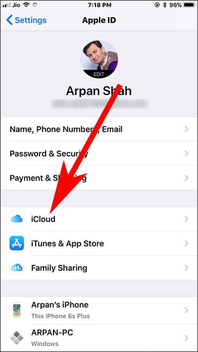 Tap on iCloud in Settings App on iPhone and iPad