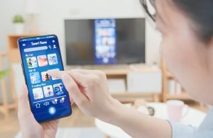 How To Mirror iPhone To TV Without Wi-Fi