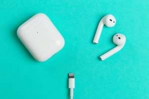 How to Charge AirPods Without Case